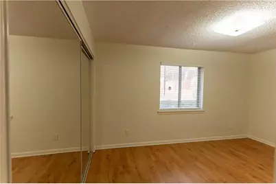 4266 Roswell Road NE #K2, Atlanta, GA 30342 - Photo 9