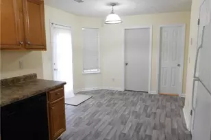 225 Laura Cir, Atlanta, GA 30349 - Photo 19