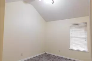 225 Laura Cir, Atlanta, GA 30349 - Photo 11