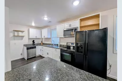 2533 Godfrey Drive, Atlanta, GA 30318 - Photo 7