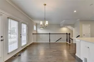 2083 Holtz Ln, Atlanta, GA 30318 - Photo 13