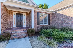 4235 Crestwood Bend Cir, Buford, GA 30518 - Photo 3