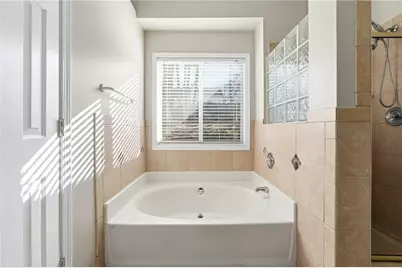 2001 Stone Forest Drive, Lawrenceville, GA 30043 - Photo 19