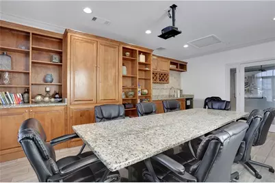 1074 Peachtree Walk NE #B414, Atlanta, GA 30309 - Photo 35