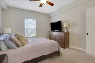 1074 Peachtree Walk NE, Atlanta, GA 30309 - Photo 19