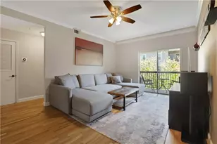 1074 Peachtree Walk NE, Atlanta, GA 30309 - Photo 11