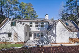 2552 Holly Creek Dr NE, Marietta, GA 30062 - Photo 45