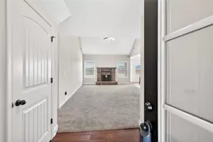 690 Lake Vista Dr, Jefferson, GA 30549 - Photo 9