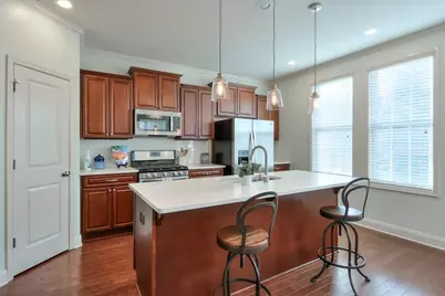 7205 Lowery Oak Drive, Roswell, GA 30075 - Photo 11
