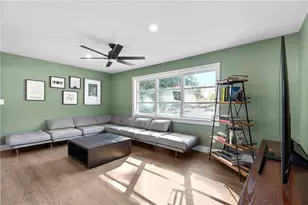 1800 Sandy Plains Rd, Marietta, GA 30066 - Photo 3