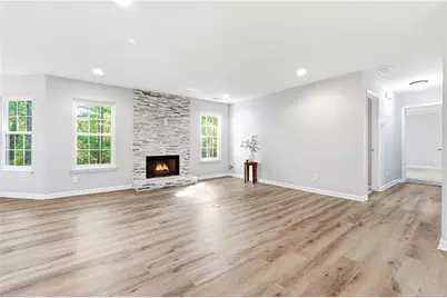 604 Mill Pond Road #604, Roswell, GA 30076 - Photo 5