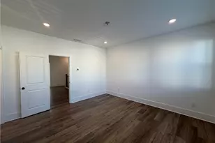 1605 Aeslin Dr NW, Atlanta, GA 30318 - Photo 17