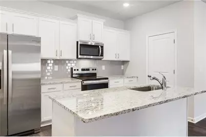 405 Whitehorse Way #40, Conyers, GA 30094 - Photo 3