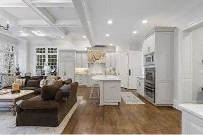 3385 Mathieson Drive, Atlanta, GA 30305 - Photo 17