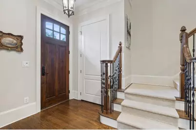 3385 Mathieson Drive, Atlanta, GA 30305 - Photo 3