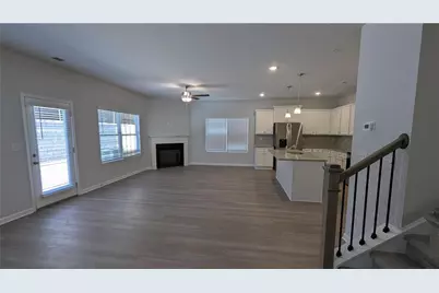 427 Lanier Circle, Woodstock, GA 30189 - Photo 7