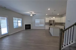 427 Lanier Cir, Woodstock, GA 30189 - Photo 7