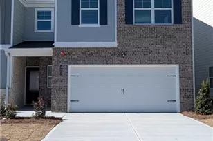 427 Lanier Cir, Woodstock, GA 30189 - Photo 1