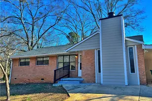 3881 Pin Oak Cir, Atlanta, GA 30340 - Photo 1