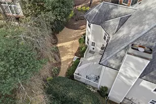 1073 Shady Valley Pl, Atlanta, GA 30324 - Photo 29