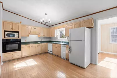 6449 Paradise Point Road, Flowery Branch, GA 30542 - Photo 11