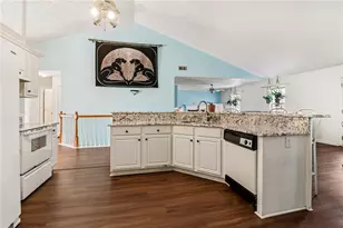 6233 Compass Dr, Flowery Branch, GA 30542 - Photo 7