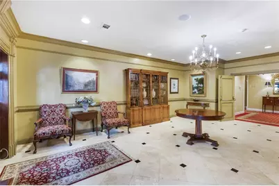 3071 Lenox Road NE #12, Atlanta, GA 30324 - Photo 11
