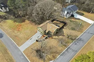 1101 Ashlin Dr, Woodstock, GA 30188 - Photo 3