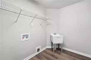 1101 Ashlin Dr, Woodstock, GA 30188 - Photo 15