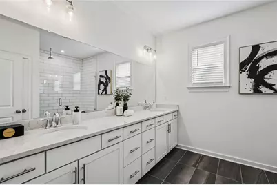 2052 Falls Park Way, Decatur, GA 30033 - Photo 11