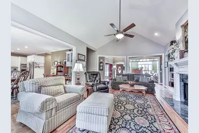 527 Fairway Drive, Woodstock, GA 30189 - Photo 15