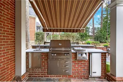 2110 Village Point NE, Brookhaven, GA 30319 - Photo 49