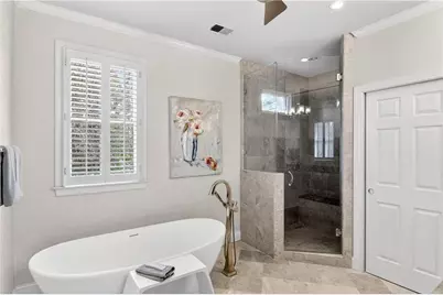 2110 Village Point NE, Brookhaven, GA 30319 - Photo 25