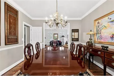 2110 Village Point NE, Brookhaven, GA 30319 - Photo 9