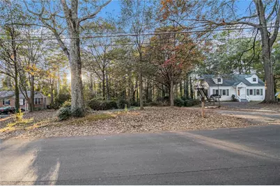 814 S Jolly Avenue, Clarkston, GA 30021 - Photo 33