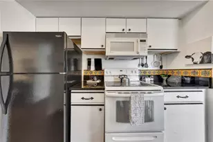 1 Biscayne Dr NW, Atlanta, GA 30309 - Photo 15