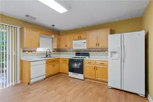 3127 Fields Dr, Lithonia, GA 30038 - Photo 7