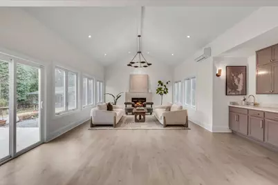 2362 Greenglade Road NE, Atlanta, GA 30345 - Photo 25