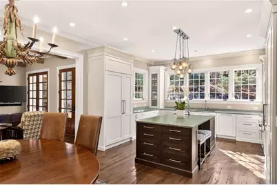 98 Pine Lake Drive, Atlanta, GA 30327 - Photo 11