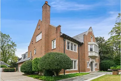 369 Pine Tree Drive NE, Atlanta, GA 30305 - Photo 3