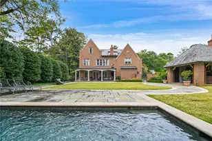 369 Pine Tree Dr NE, Atlanta, GA 30305 - Photo 5