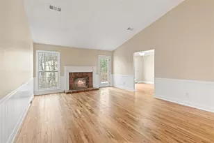 2051 Bishop Creek Dr, Marietta, GA 30062 - Photo 11