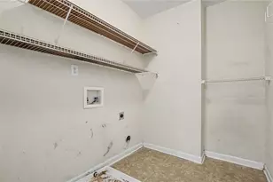 2552 Wolf Den Ln, Atlanta, GA 30349 - Photo 21