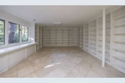 922 Barton Woods Road NE, Atlanta, GA 30307 - Photo 47