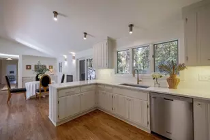 922 Barton Woods Rd NE, Atlanta, GA 30307 - Photo 15