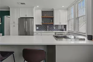 301 10th St NE, Atlanta, GA 30309 - Photo 9