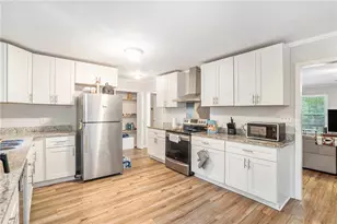 2721 Westminister Ln NW, Conyers, GA 30012 - Photo 9