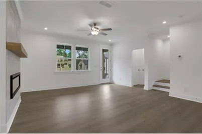 112 Bridgecrest Road, Roswell, GA 30075 - Photo 9