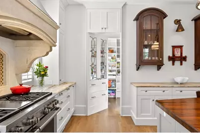 11 Leighton Court, Sandy Springs, GA 30327 - Photo 17