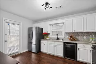 135 Ashley Creek, Newnan, GA 30263 - Photo 13